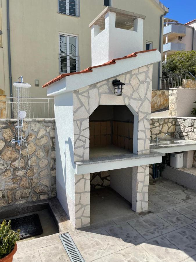Villa Dani Sea & Pool Apartments Trogir Exterior photo