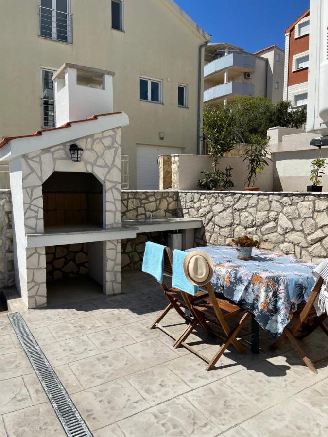 Villa Dani Sea & Pool Apartments Trogir Exterior photo